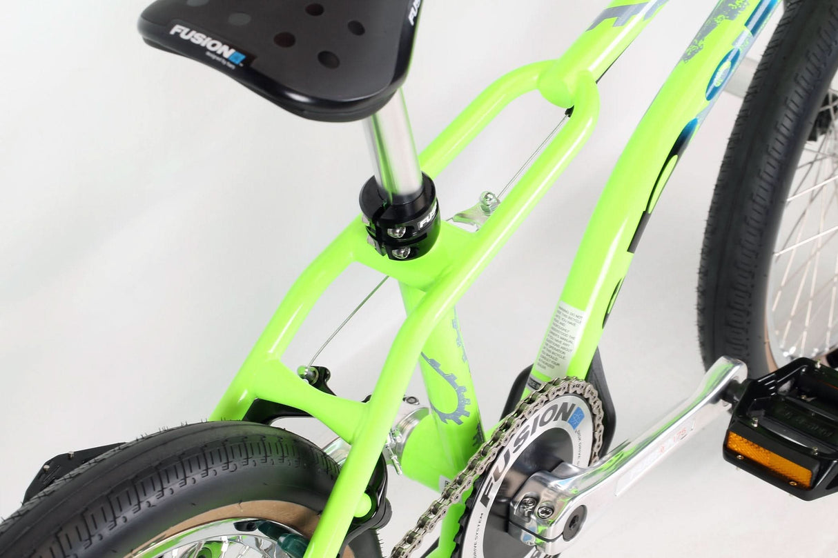 LINEAGE SPORT BASHGUARD