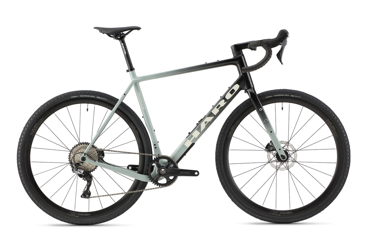 Haro Buzzard Carbon 3 – a gravel bike with a carbon frame and a Shimano GRX groupset