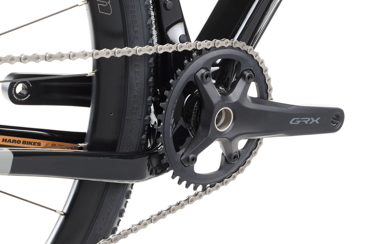 Haro Buzzard Carbon 3 – a gravel bike with a carbon frame and a Shimano GRX groupset