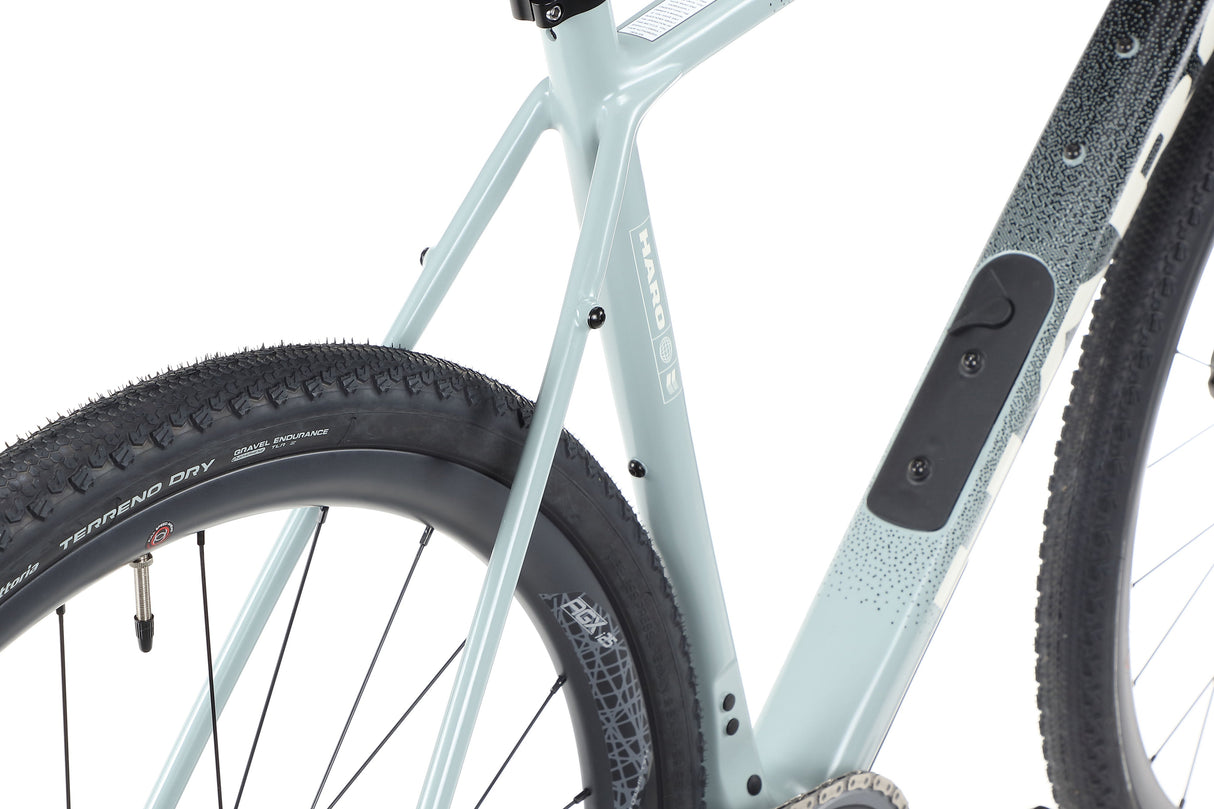 Haro Buzzard TS – a gravel racing bike with a carbon frame and SRAM Force