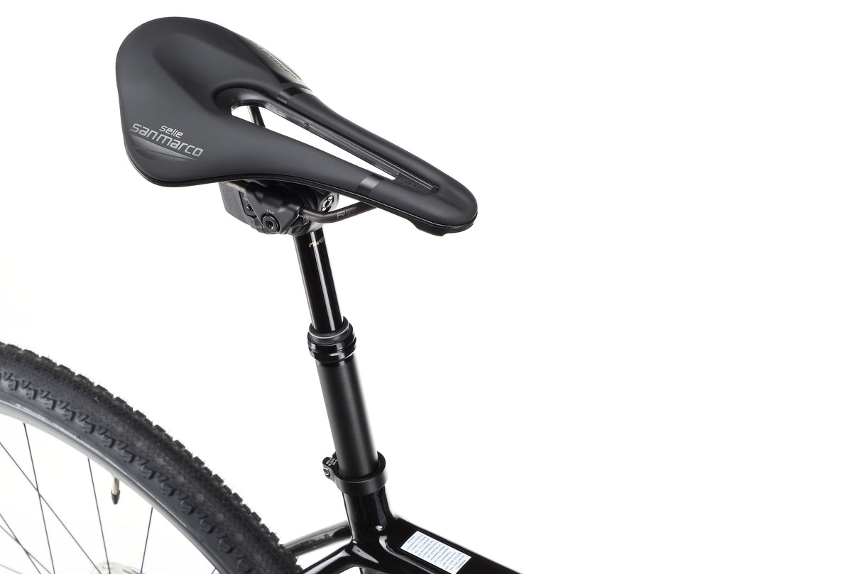 Haro Buzzard TS – a gravel racing bike with a carbon frame and SRAM Force