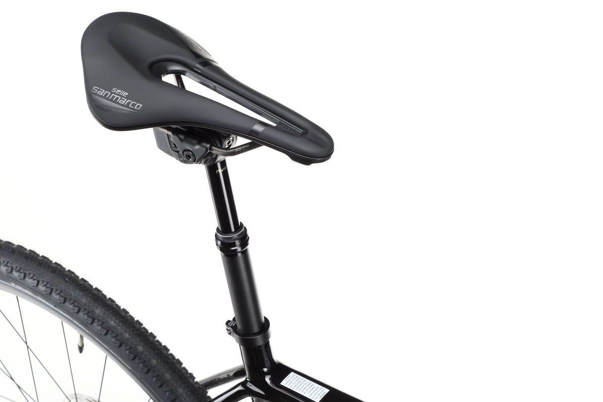 Haro Buzzard TS – a gravel racing bike with a carbon frame and SRAM Force