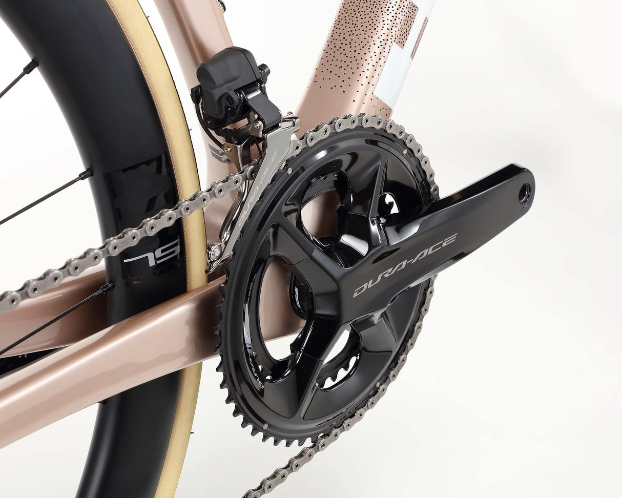 Rivette Carbon Top Shelf – Carbon Fiber Racing Machine | Ride Hub
