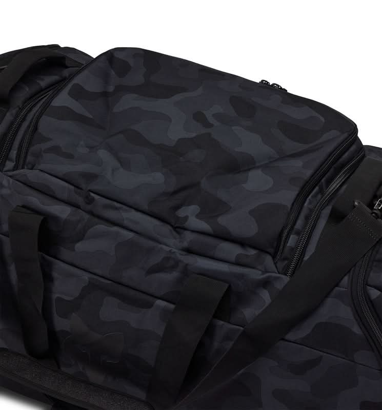 Fox Podium-Black Camo Bag Black Camo