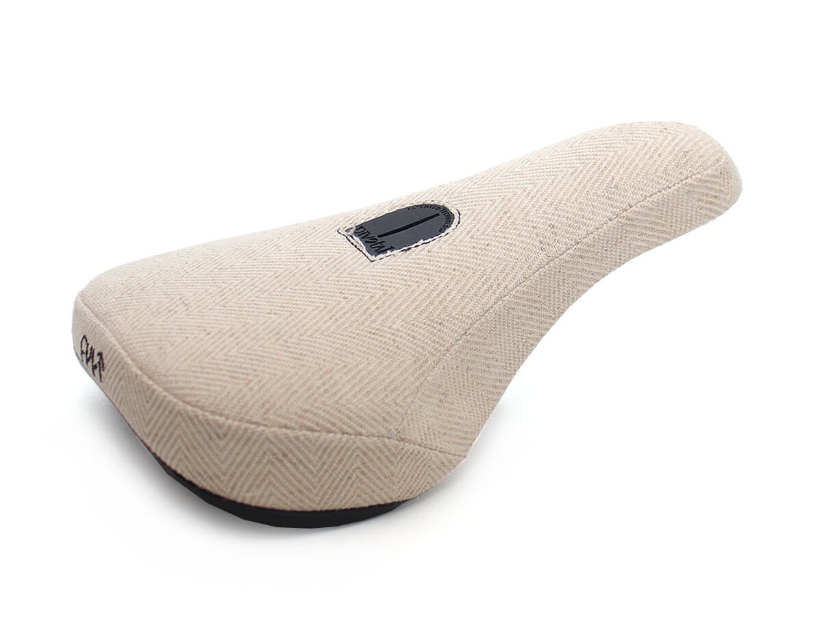 Cult Hemp Slim Pivotal saddle | RideHub