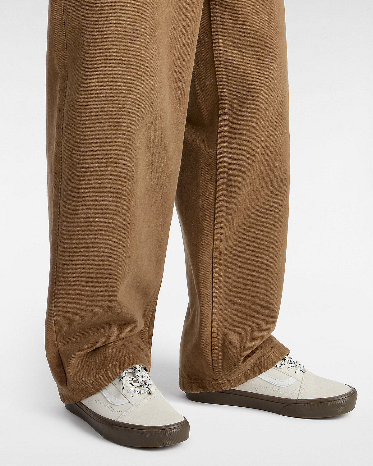 Vans Old Skool Sneakers in Rough Suede Black/Gum | RideHub