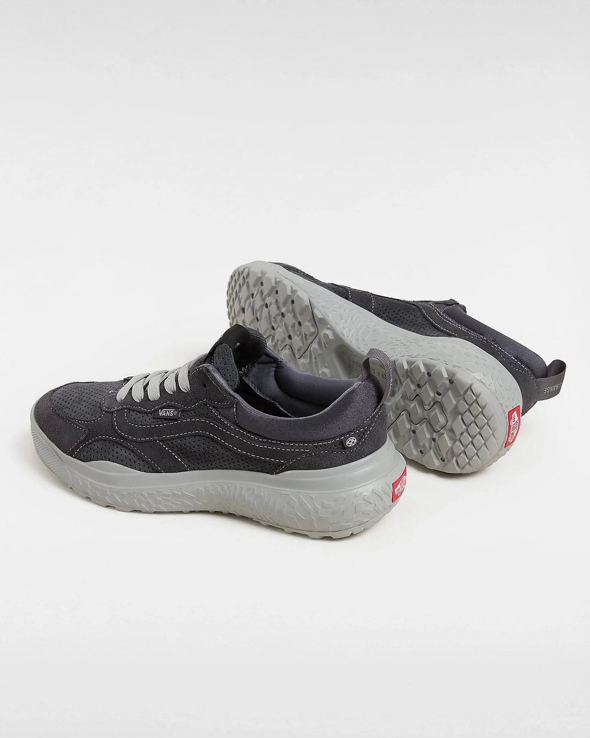 Vans UltraRange Neo VR3 MTE Black/White shoes | RideHub