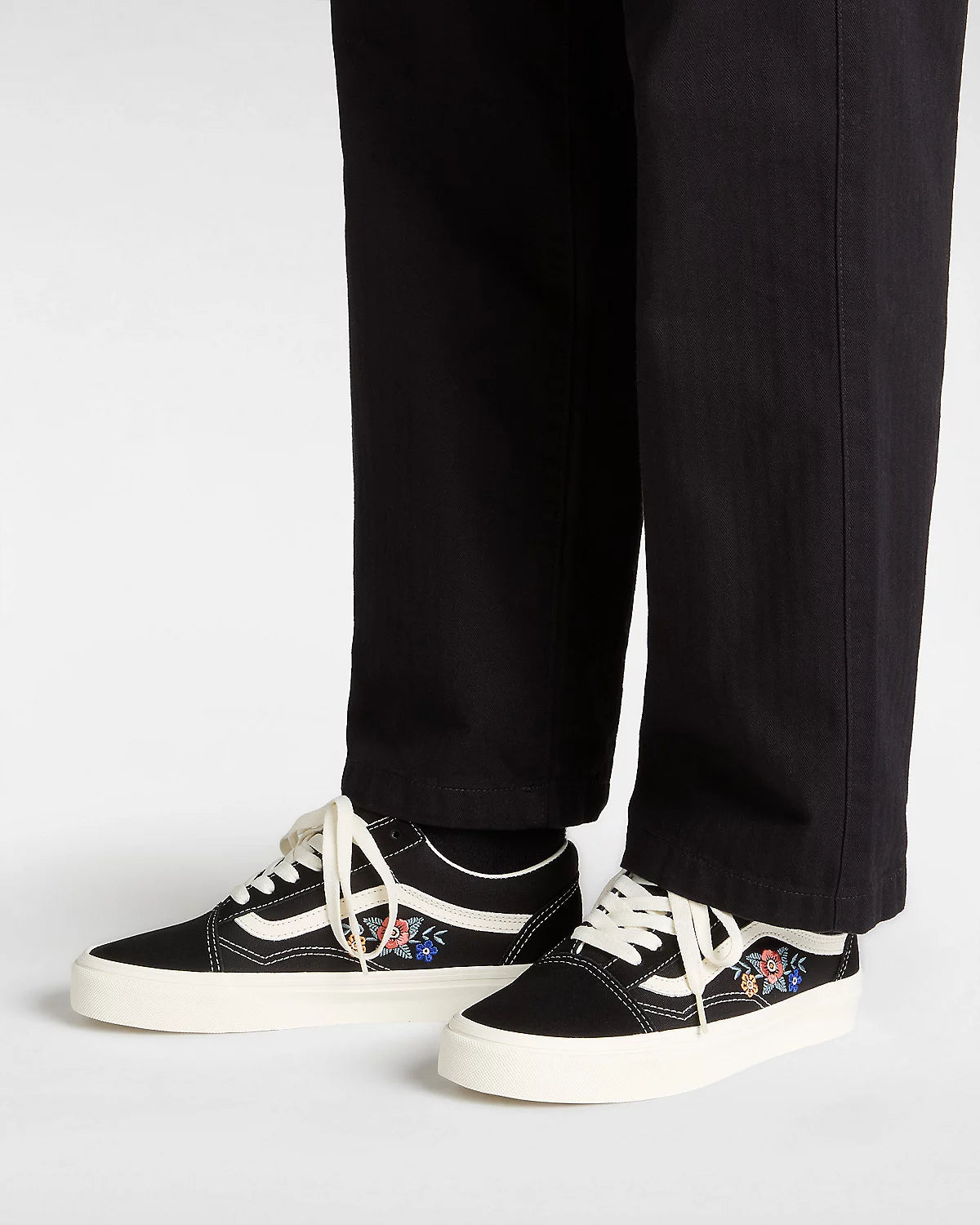 Vans Old Skool Black/White Shoes | RideHub