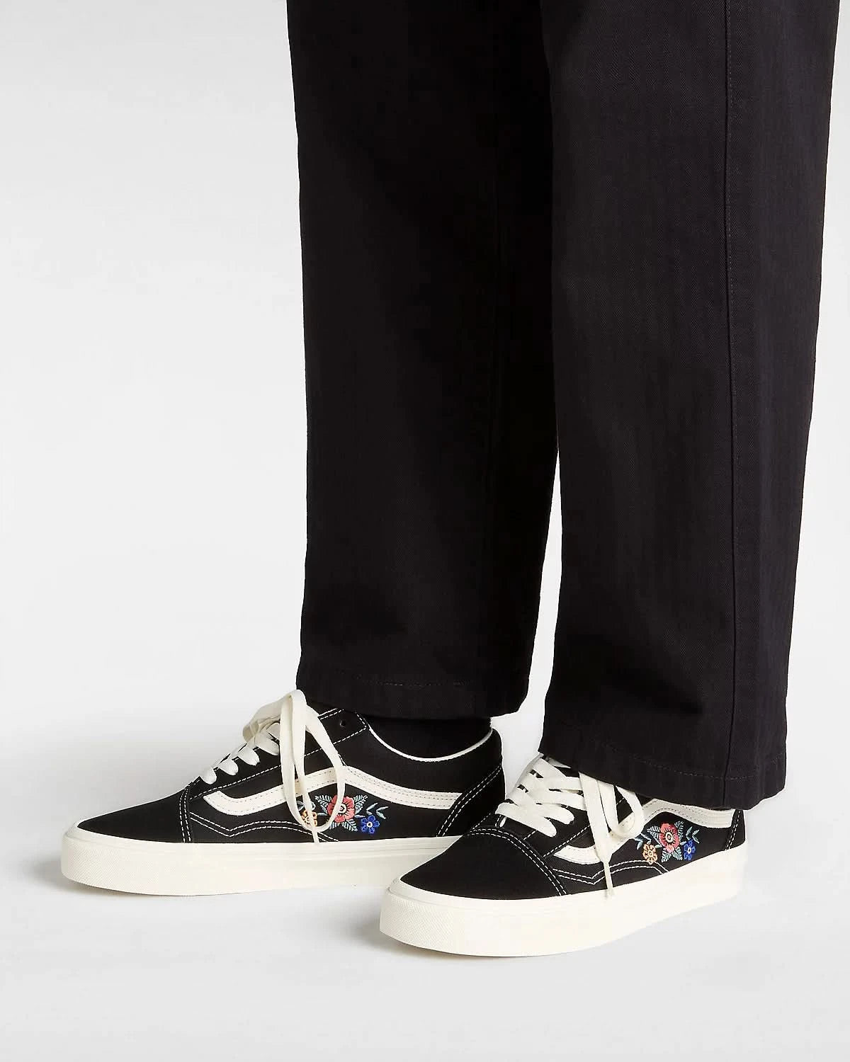 Vans Old Skool Black/White Shoes | RideHub