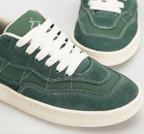 Etnies Snake Hunter Green Shoes | Nature-inspired style