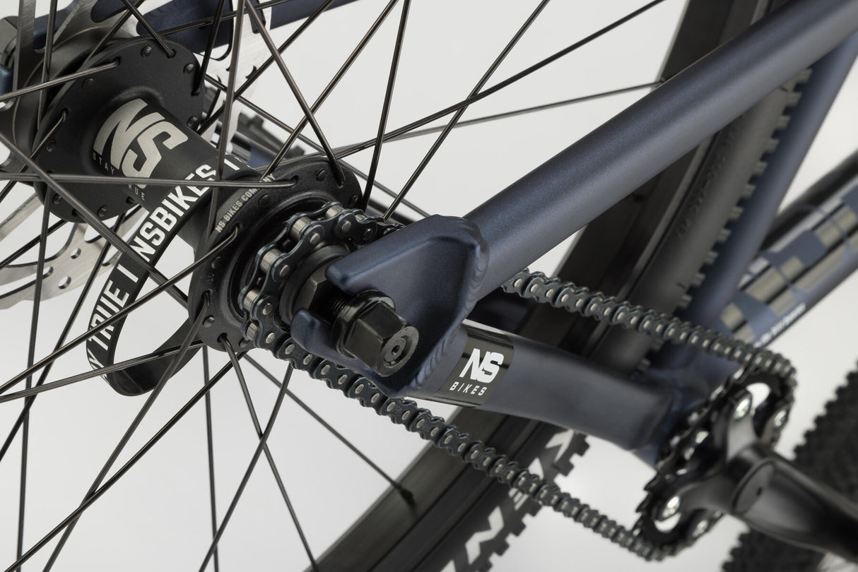 NS Bikes Zircus 26" dirt/street bike Blue | RideHub