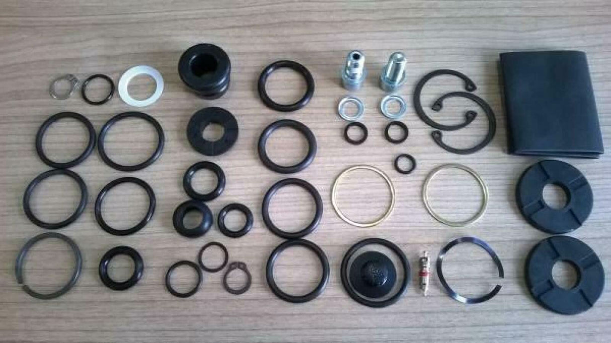 RockShox XC32 / Recon Silver B1 Service Kit – Full Service Solo Air | RideHub