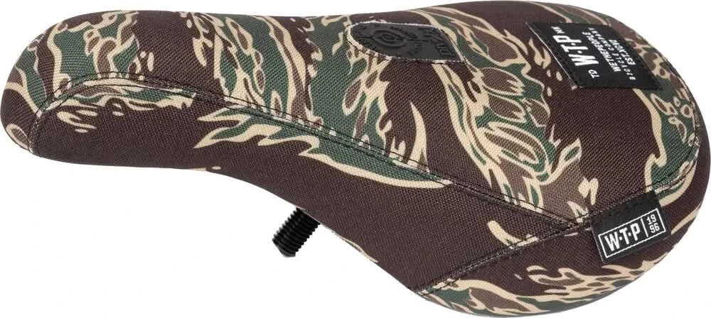 Wethepeople Team Fat Pivotal BMX saddle | RideHub