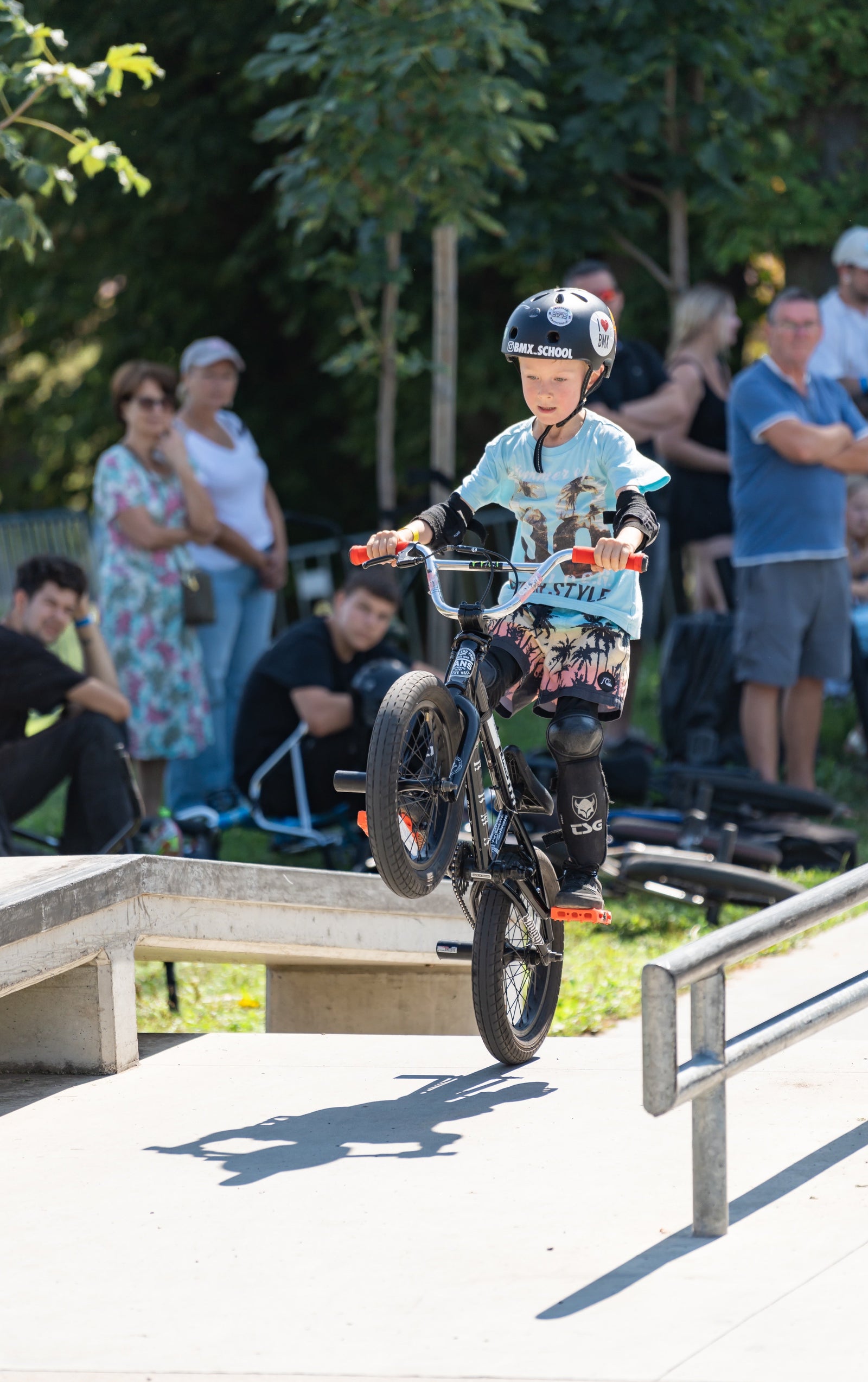 Przewodnik po pierwszych trikach BMX dla początkujących
