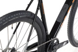 Haro Buzzard Carbon 2 – a gravel bike with a carbon frame and a SRAM Apex drivetrain
