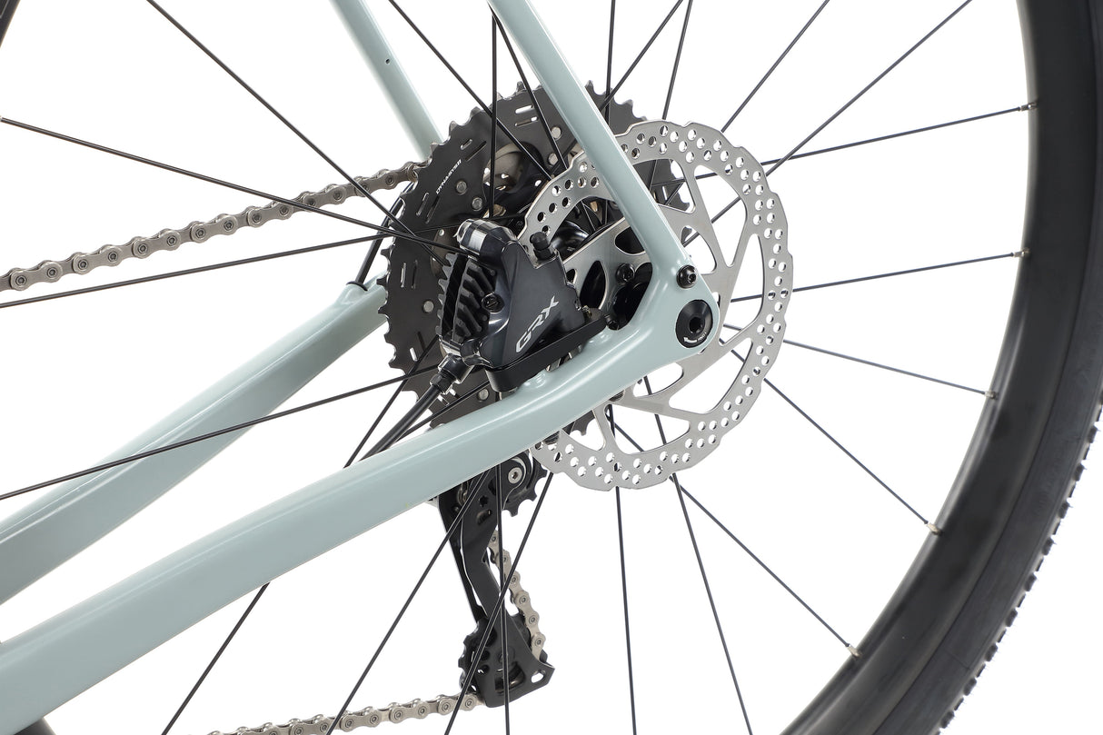 Haro Buzzard Carbon 3 – a gravel bike with a carbon frame and a Shimano GRX groupset