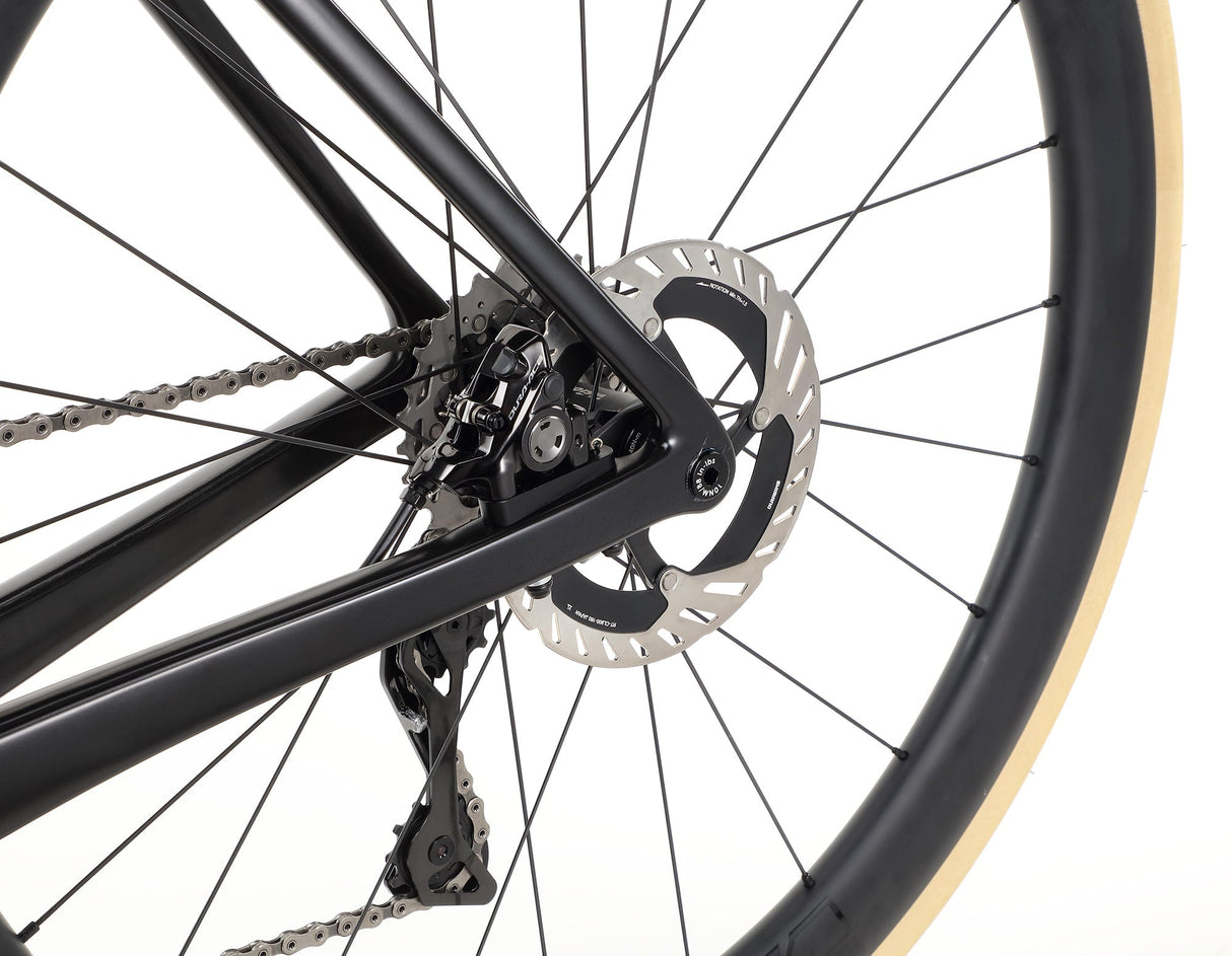 Rivette Carbon Top Shelf – Carbon Fiber Racing Machine | Ride Hub