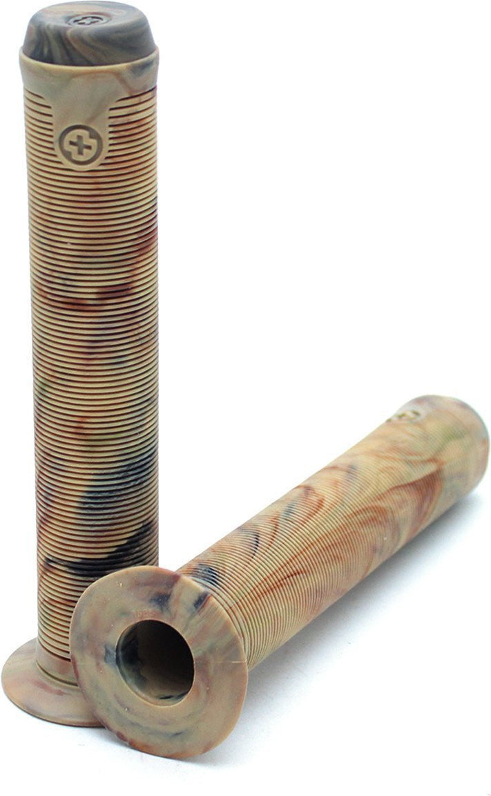 Saltplus XL 162mm Grips with Flanges and Nylon Shoulders | RideHub