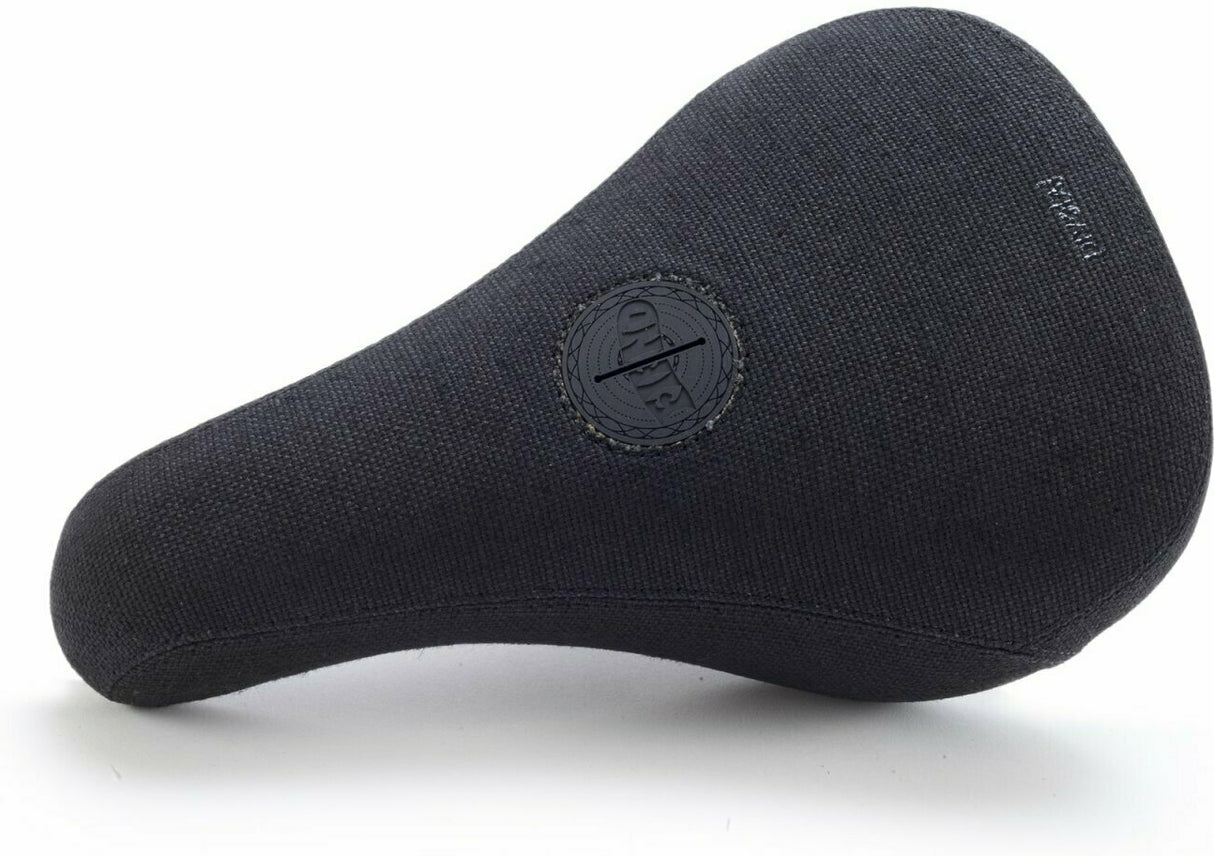 Fiend Palmere V4 Pivotal BMX saddle | RideHub