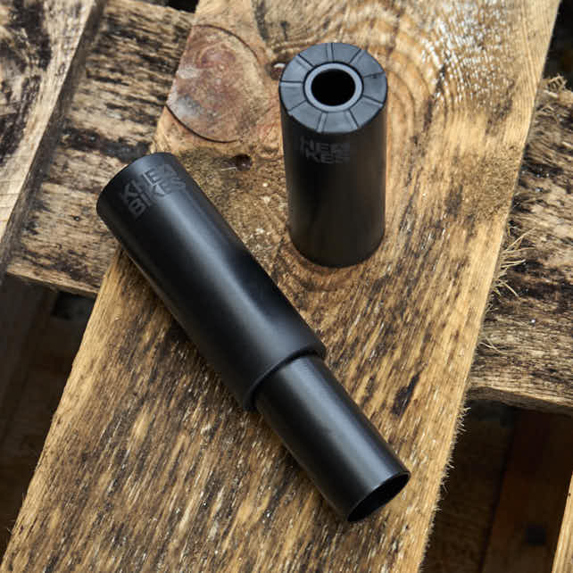 KHE 2ND PRO BMX Pegs – Black – 10mm / 14mm (1 Pair) | RideHub